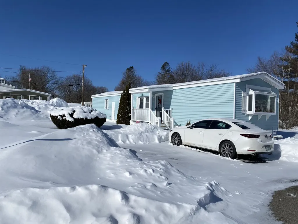 167 Staples Street Seabrook NH 03874