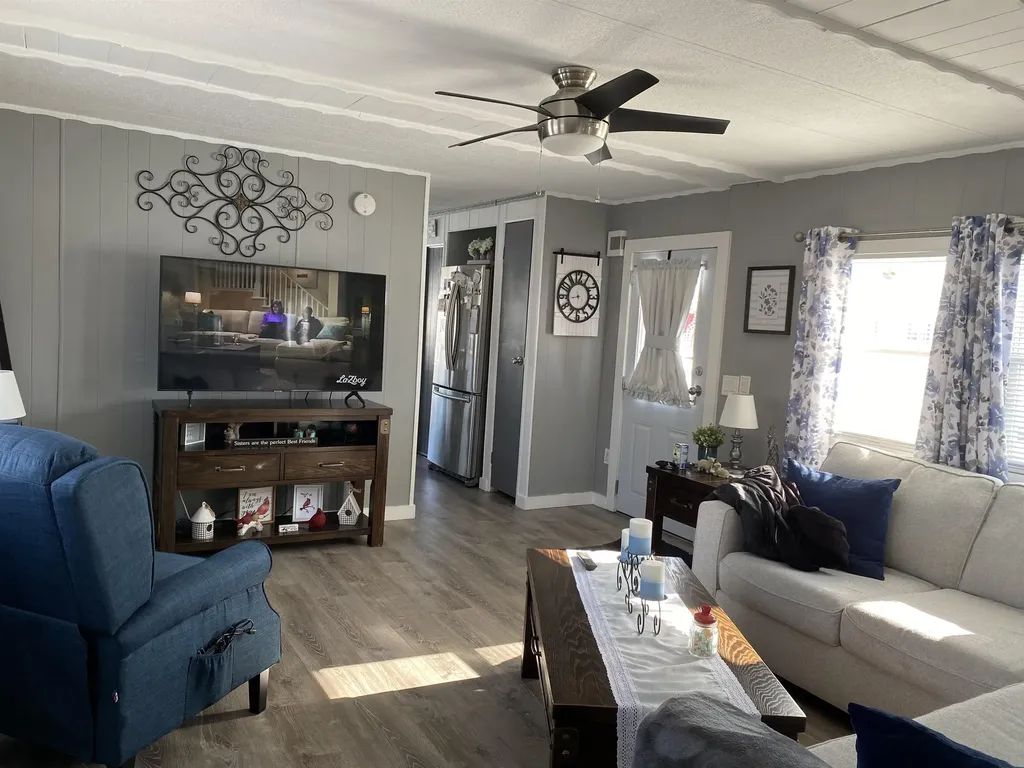 167 Staples Street Seabrook NH 03874