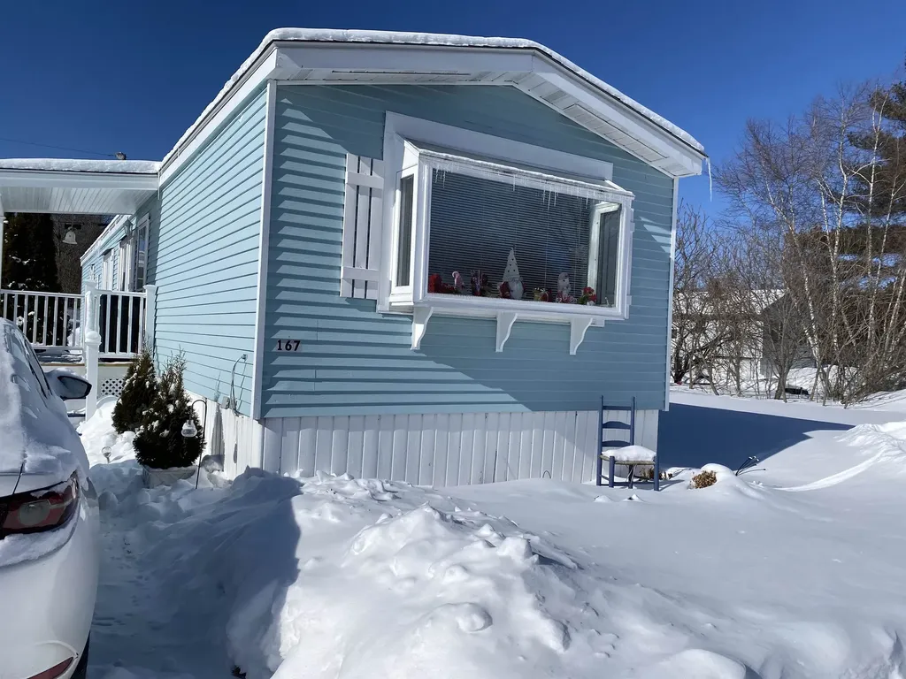 167 Staples Street Seabrook NH 03874