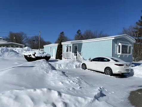 167 Staples Street Seabrook NH 03874