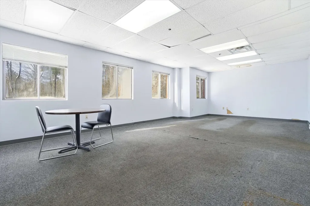 321 Commerce Way Pembroke NH 03275