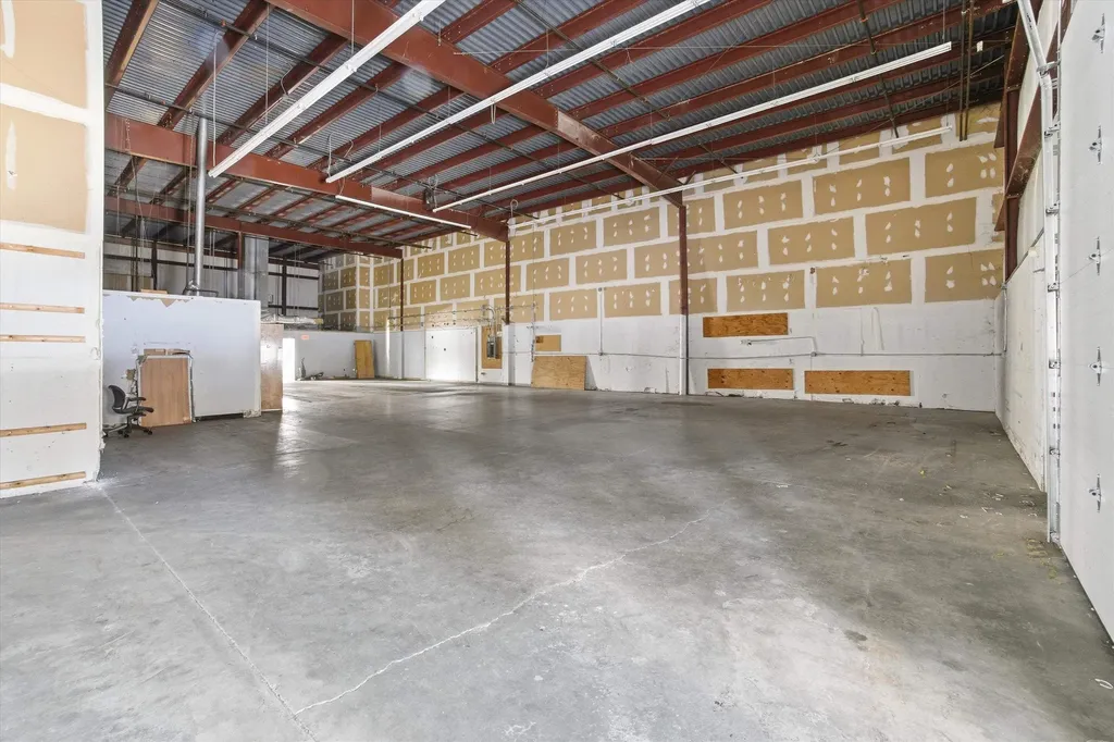 321 Commerce Way Pembroke NH 03275