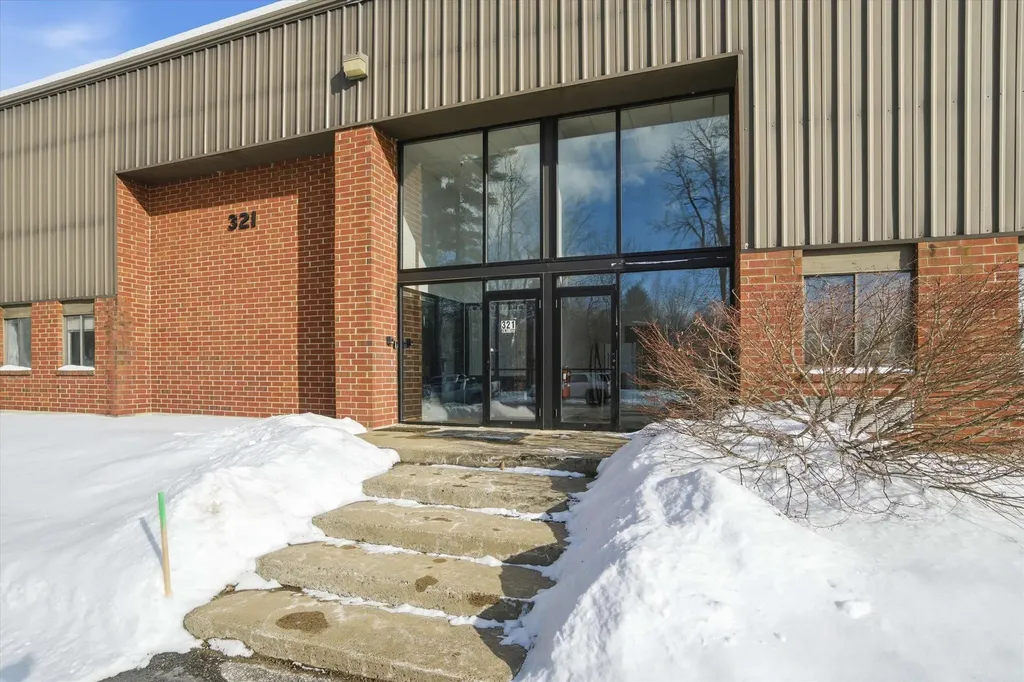 321 Commerce Way Pembroke NH 03275