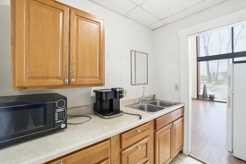 321 Commerce Way Pembroke NH 03275