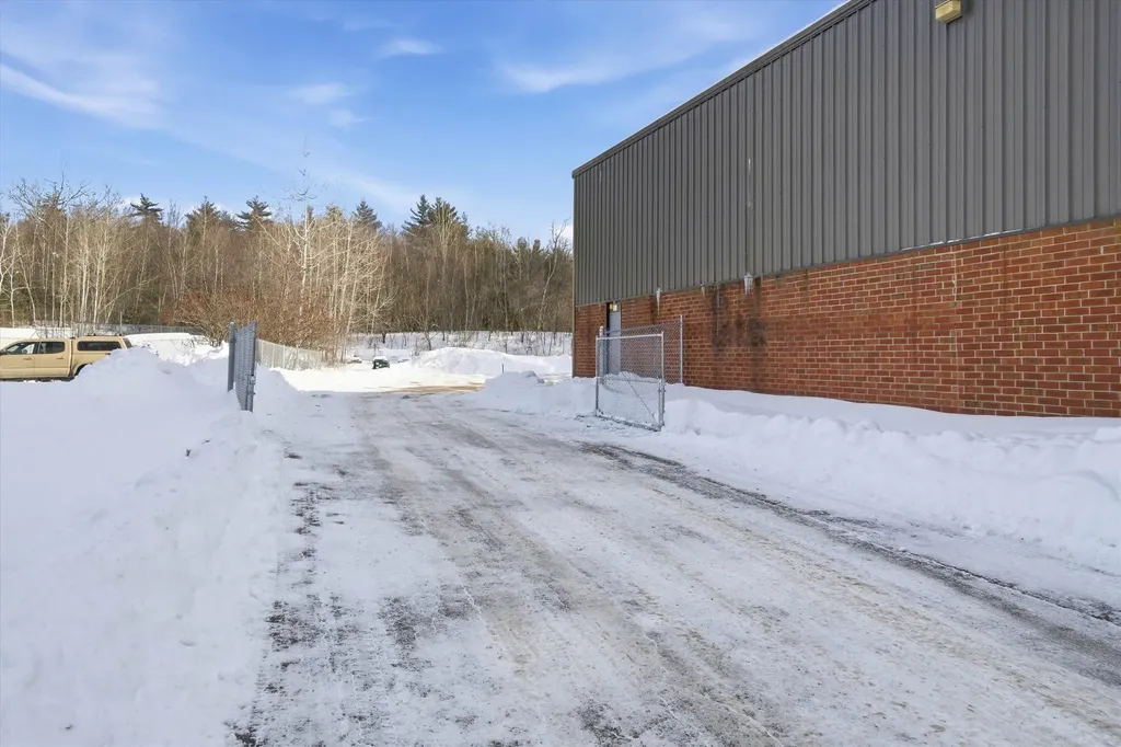 321 Commerce Way Pembroke NH 03275