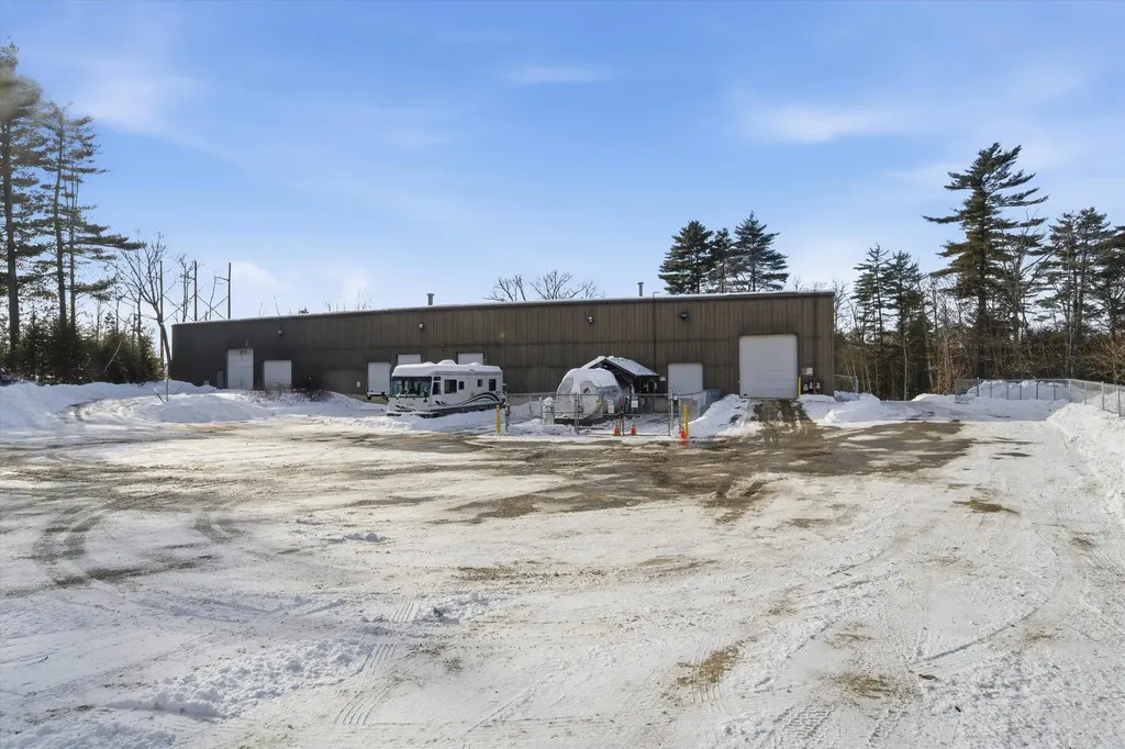 321 Commerce Way Pembroke NH 03275