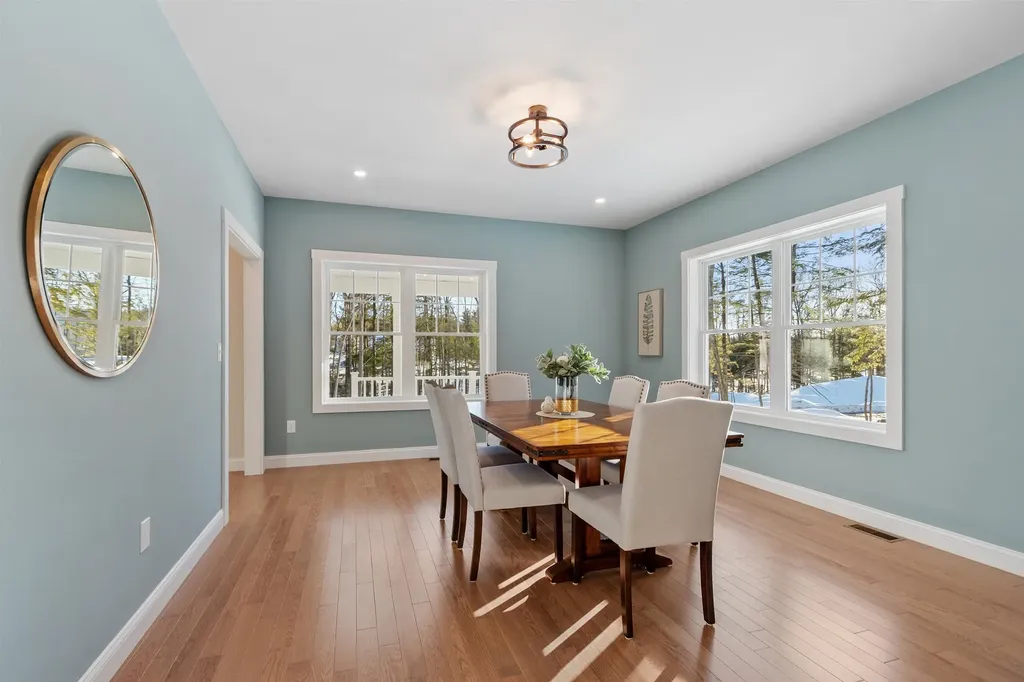 13 Blaisdell Court Raymond NH 03077