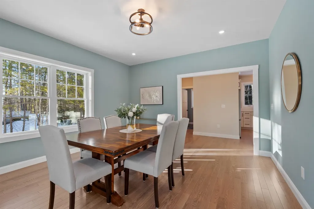 13 Blaisdell Court Raymond NH 03077