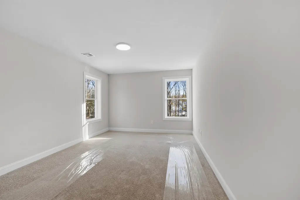 13 Blaisdell Court Raymond NH 03077