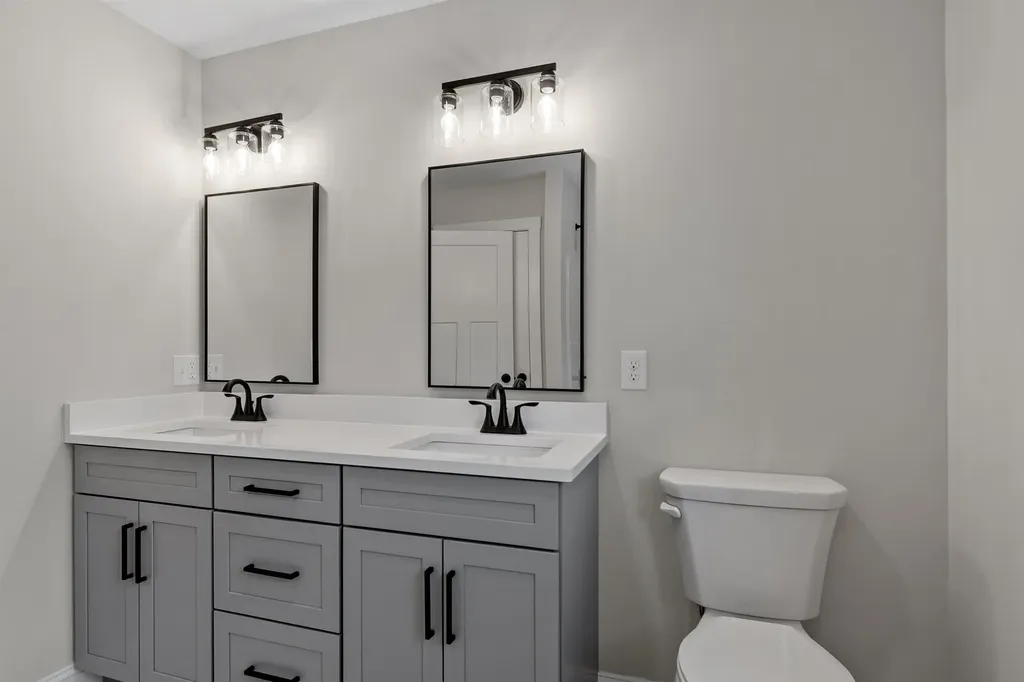 13 Blaisdell Court Raymond NH 03077