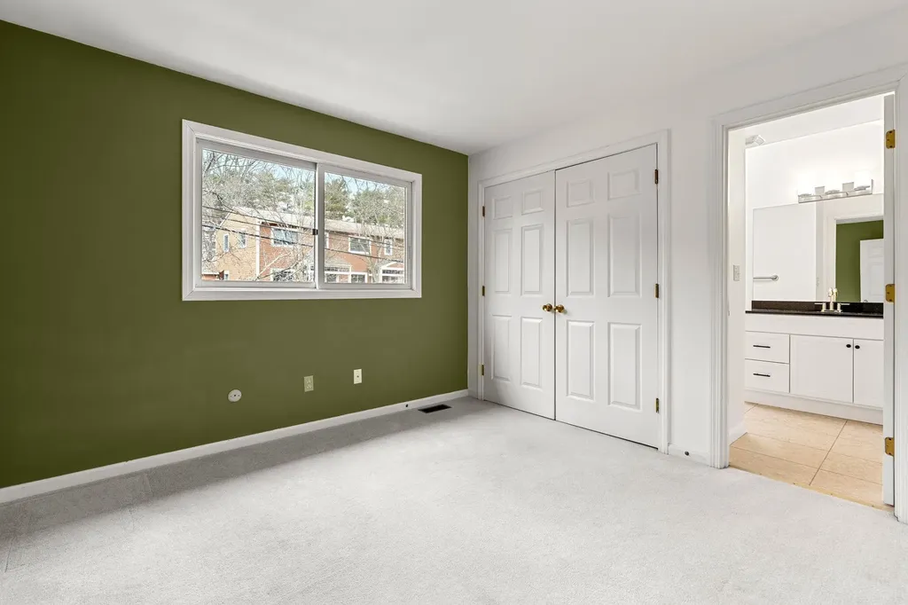 96 Spinnaker Way Portsmouth NH 03801