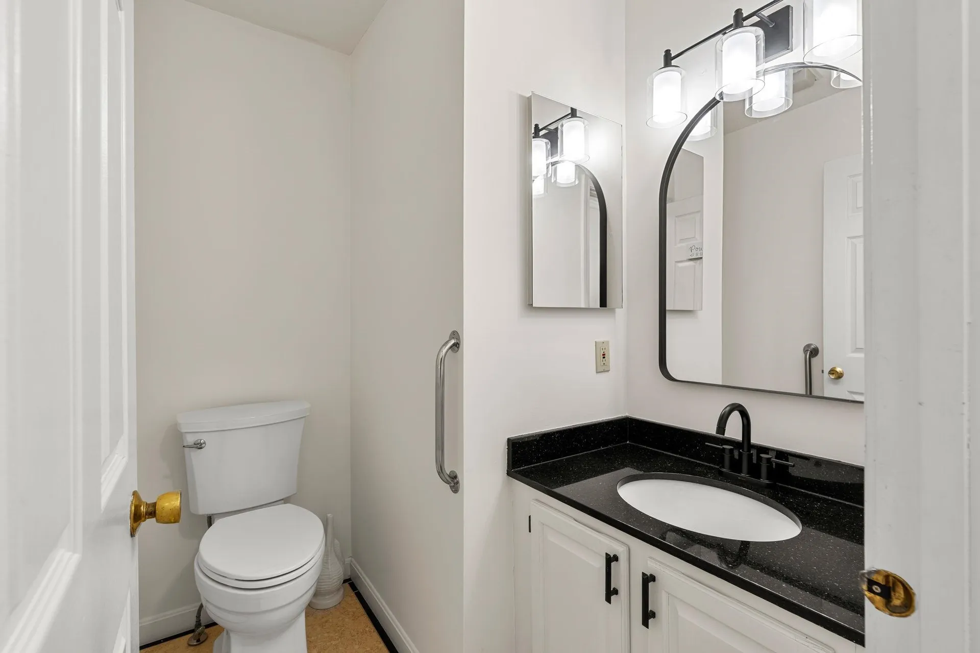 96 Spinnaker Way Portsmouth NH 03801