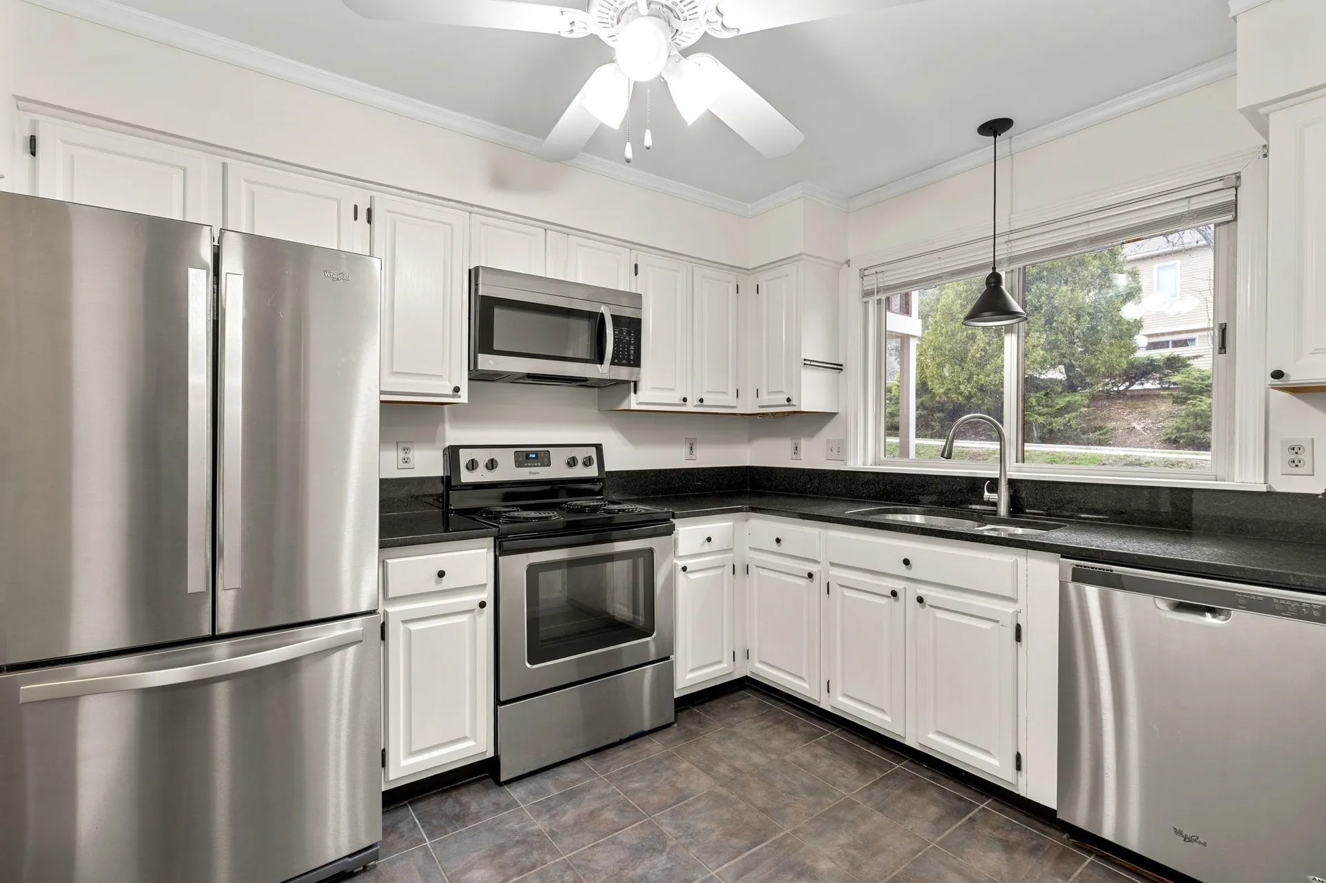 96 Spinnaker Way Portsmouth NH 03801