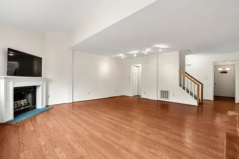 96 Spinnaker Way Portsmouth NH 03801