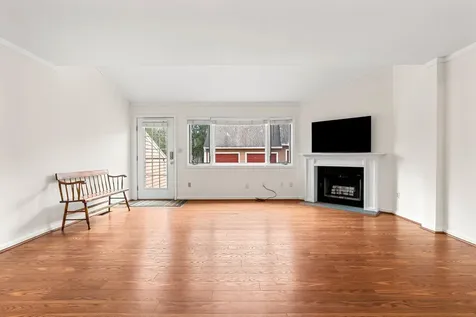 96 Spinnaker Way Portsmouth NH 03801