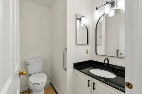 96 Spinnaker Way Portsmouth NH 03801