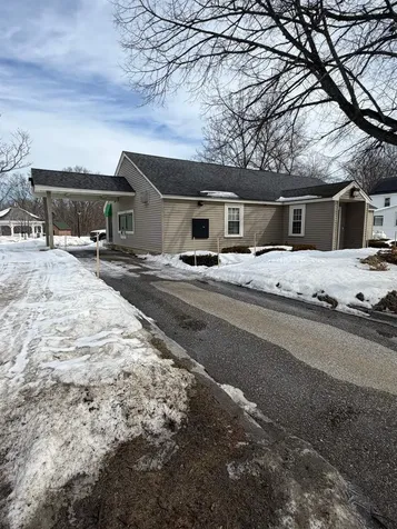 884 Main Street Hopkinton NH 03229