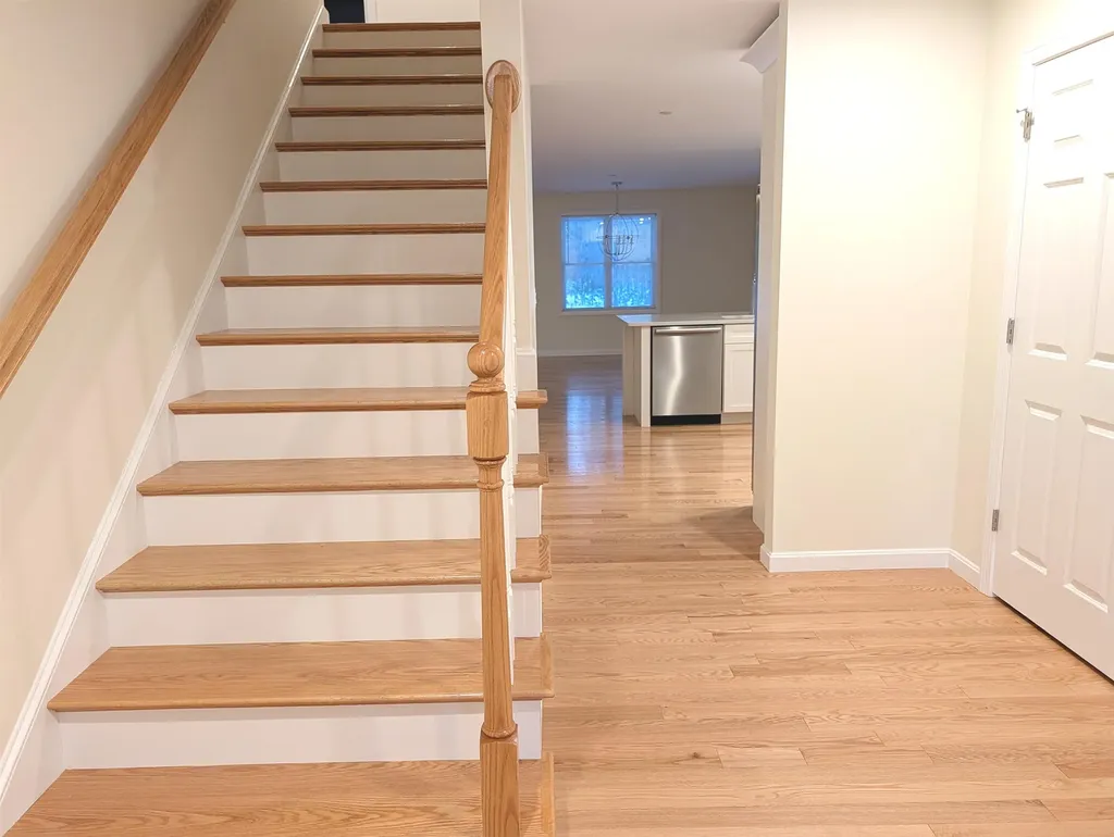 264 Woodview Way Manchester NH 03102