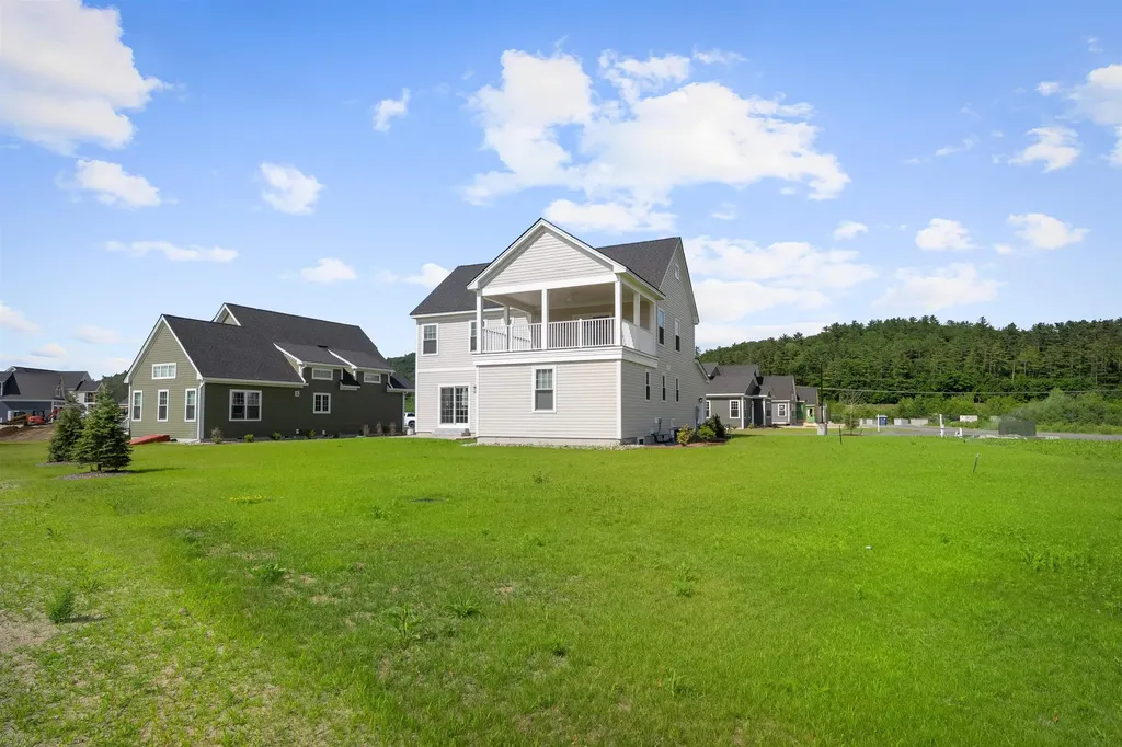 4 Grace Road Thornton NH 03285