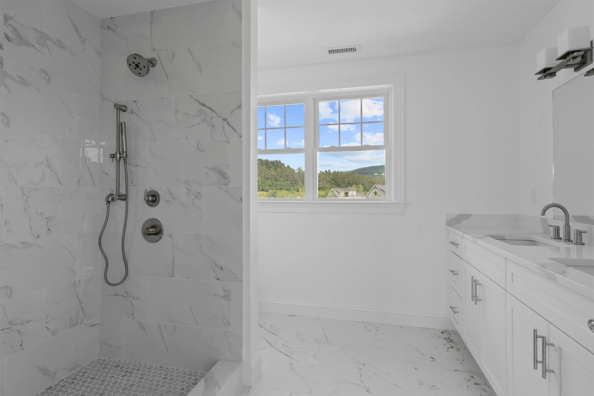 4 Grace Road Thornton NH 03285