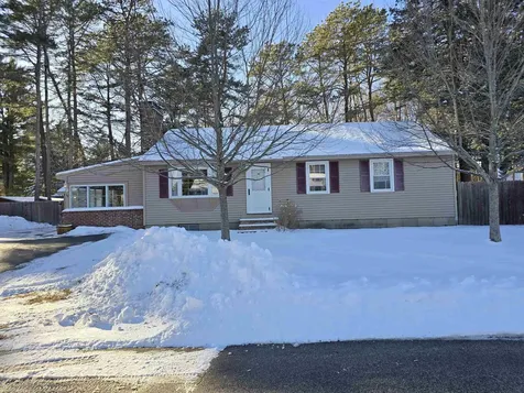 3 Cricket Lane Concord NH 03301