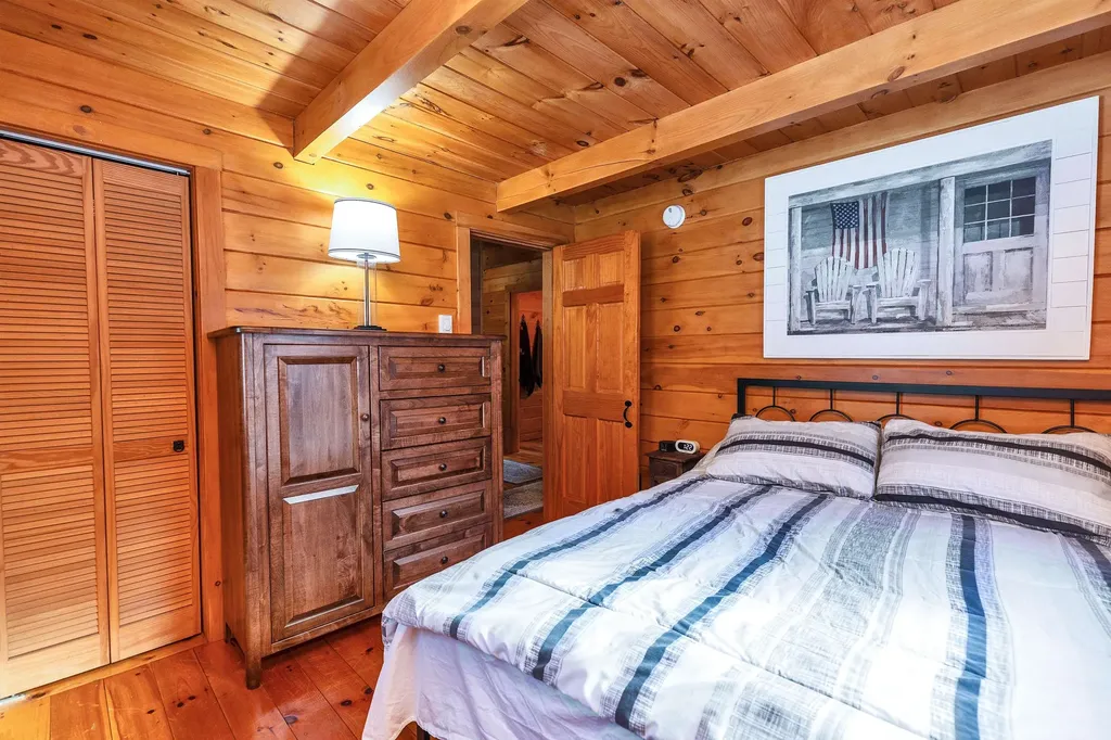 664 Tigola Trail Stoddard NH 03464