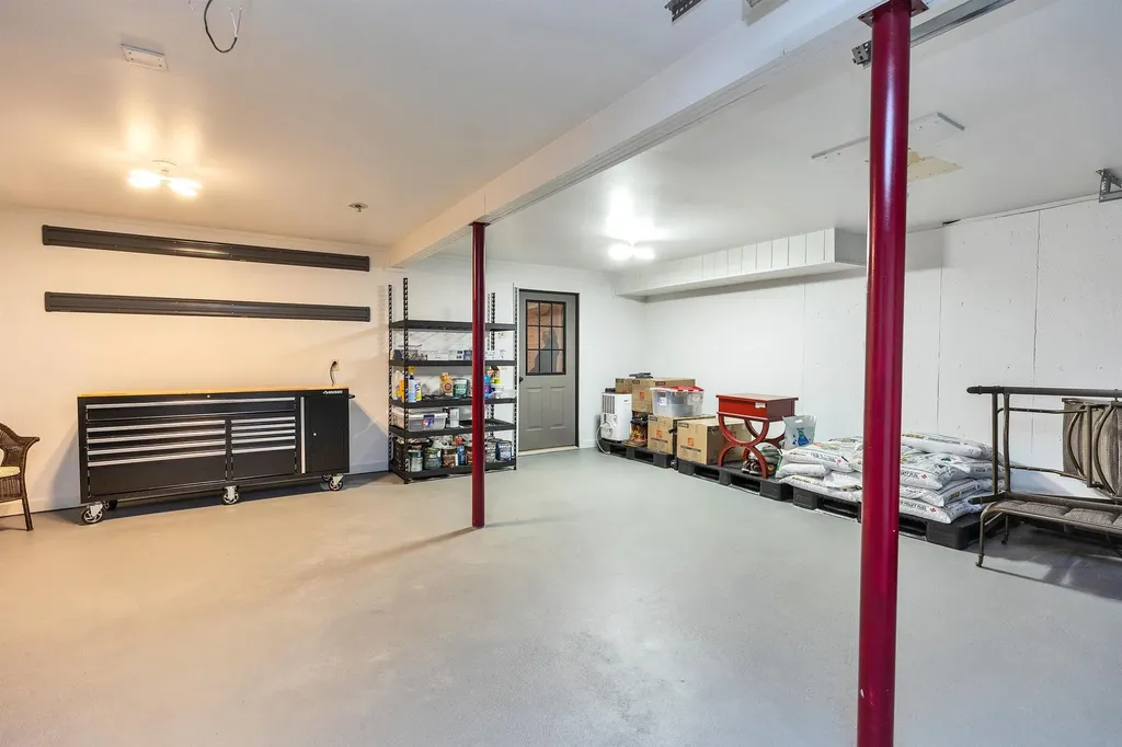 664 Tigola Trail Stoddard NH 03464