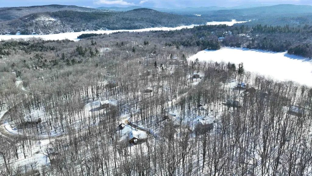 664 Tigola Trail Stoddard NH 03464