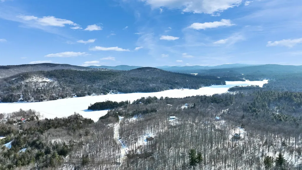 664 Tigola Trail Stoddard NH 03464