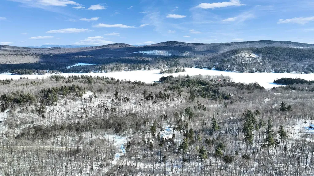 664 Tigola Trail Stoddard NH 03464