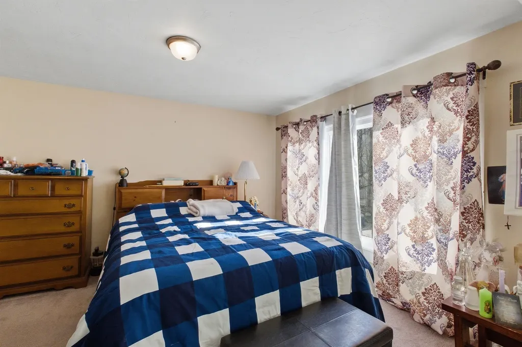 8 West Street Tilton NH 03276