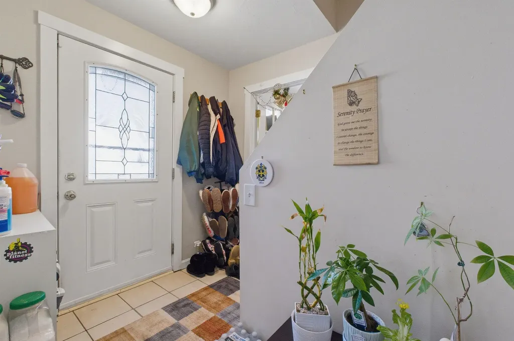 8 West Street Tilton NH 03276