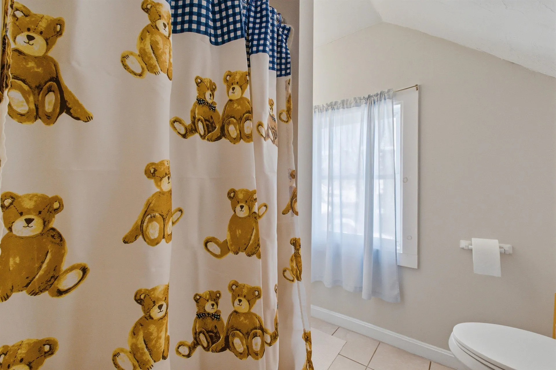 8 West Street Tilton NH 03276