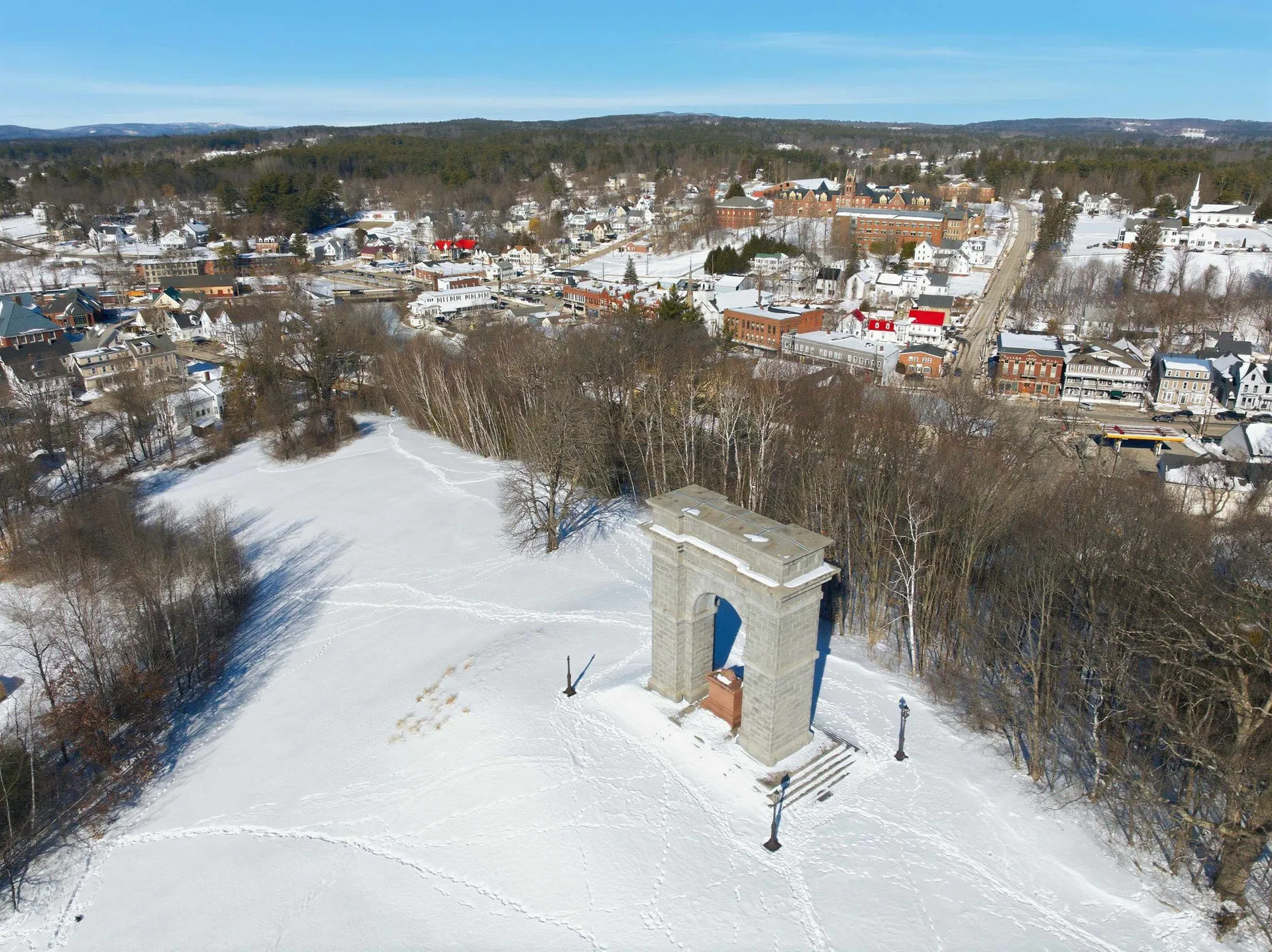 8 West Street Tilton NH 03276