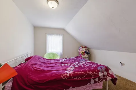 8 West Street Tilton NH 03276