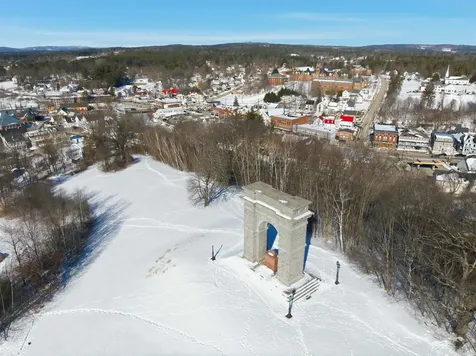 8 West Street Tilton NH 03276