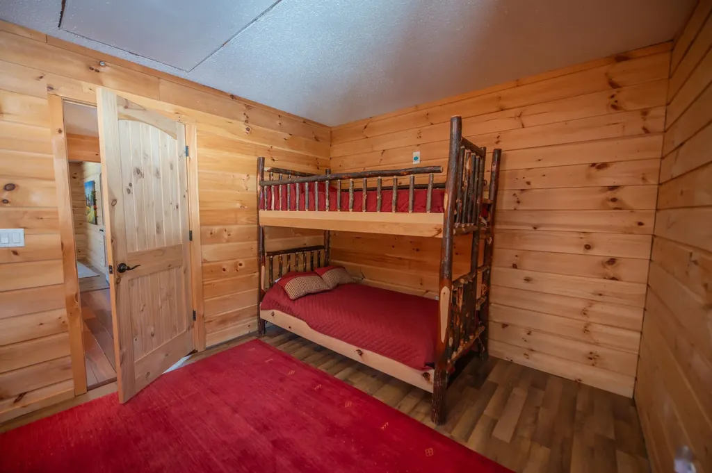 6 Brumms Way Dover VT 05356