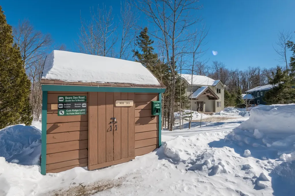 6 Brumms Way Dover VT 05356