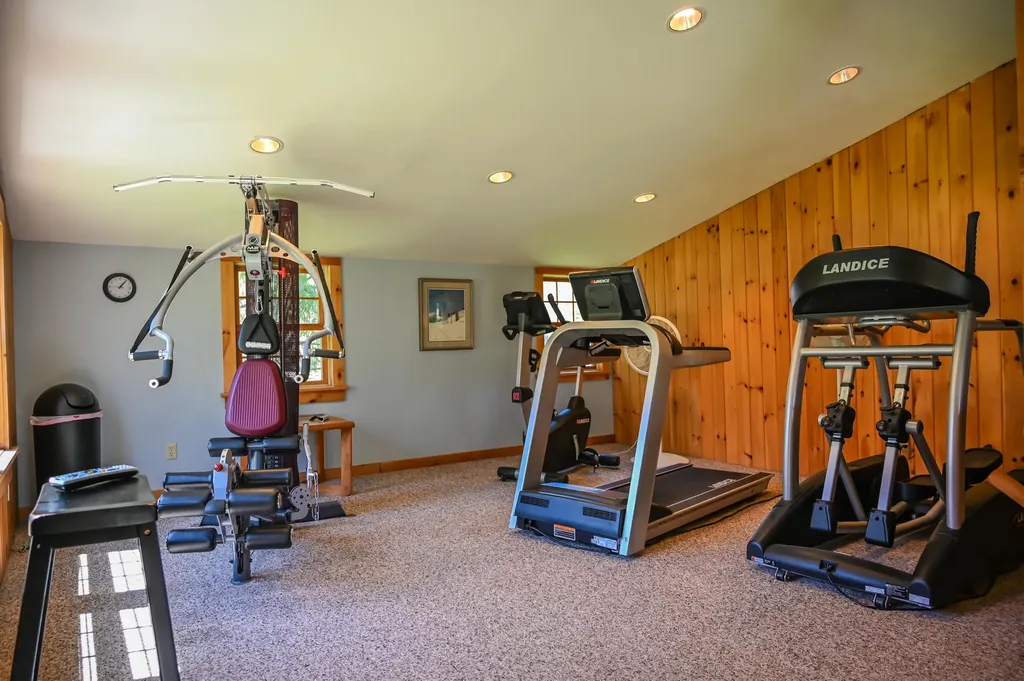 6 Brumms Way Dover VT 05356