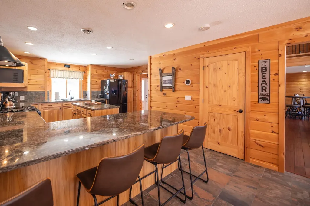 6 Brumms Way Dover VT 05356