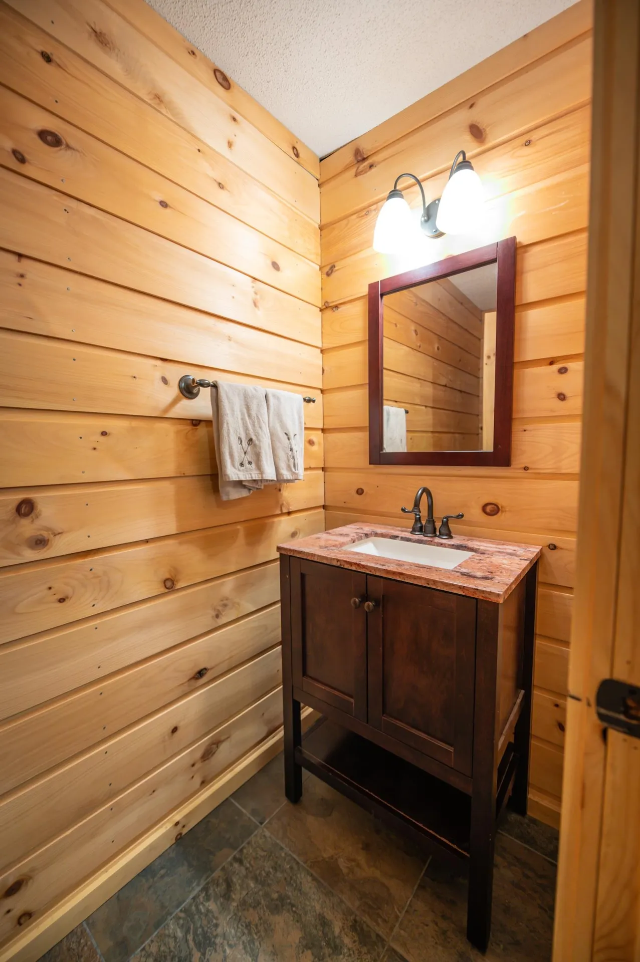 6 Brumms Way Dover VT 05356