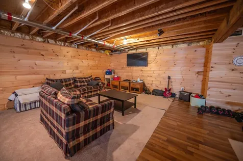 6 Brumms Way Dover VT 05356