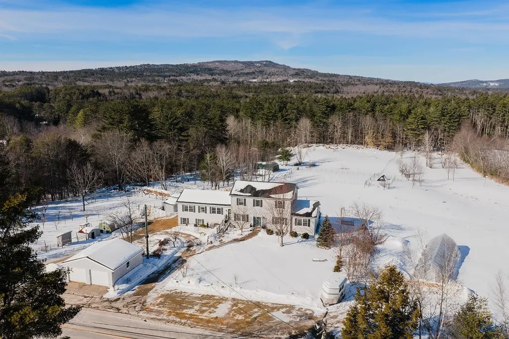 1168 New Hampton Road Sanbornton NH 03269