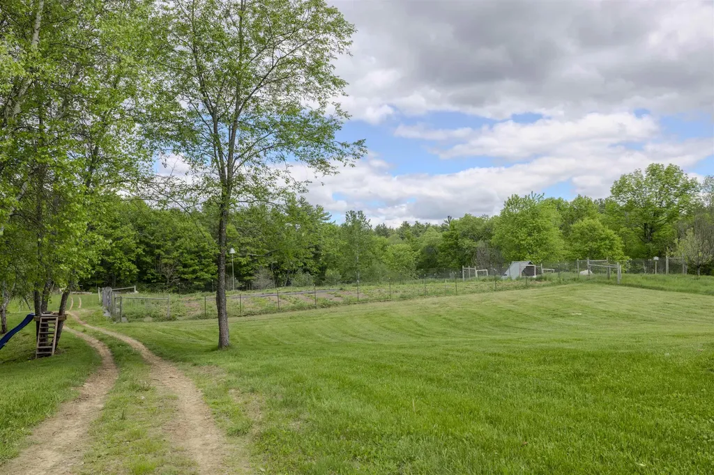 1168 New Hampton Road Sanbornton NH 03269