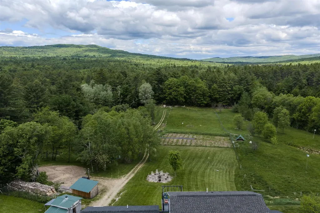 1168 New Hampton Road Sanbornton NH 03269