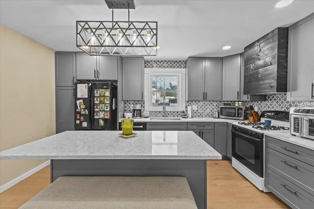 281 Red Oak Drive Colchester VT 05446