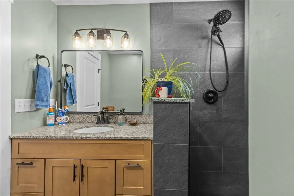 281 Red Oak Drive Colchester VT 05446