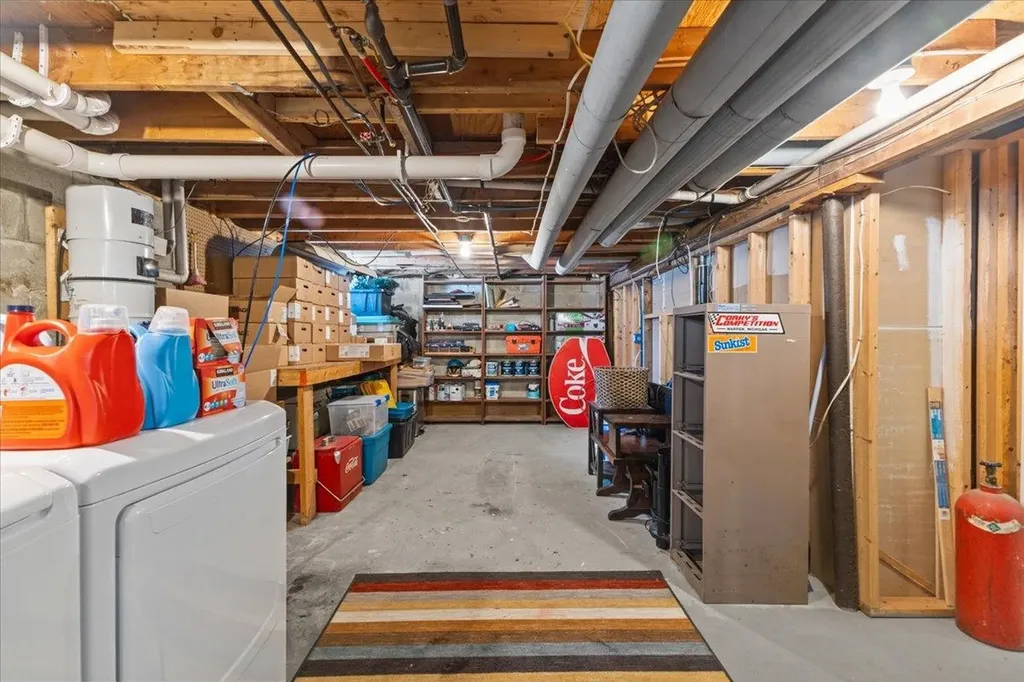 281 Red Oak Drive Colchester VT 05446