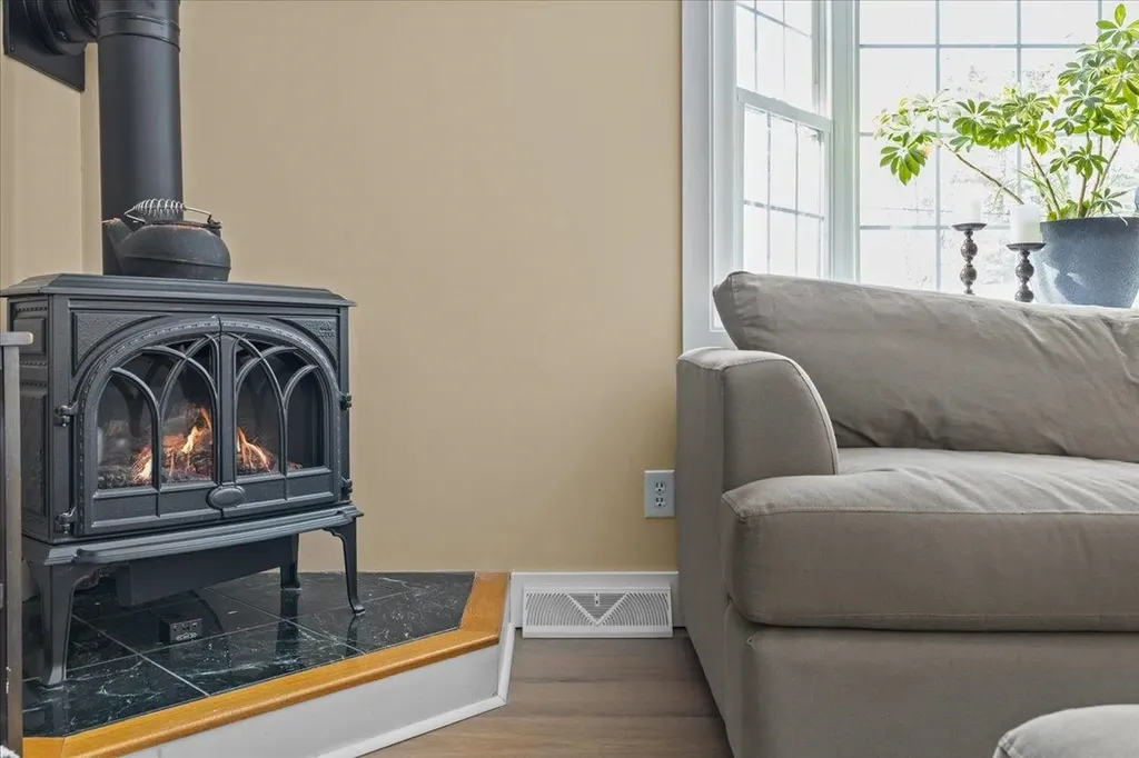 281 Red Oak Drive Colchester VT 05446