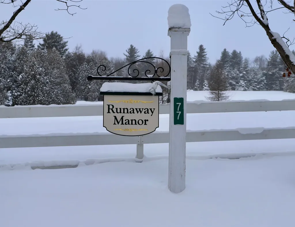 77 Maple Lane Glover VT 05875